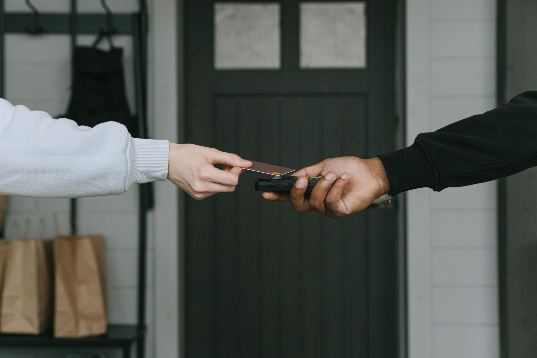 Câu hỏi về tiền: phí cổng thanh toán và phí nền tảng Câu hỏi về tiền: phí cổng thanh toán và phí nền tảng